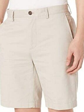 Amazon Essentials Men's Flat Front Shorts